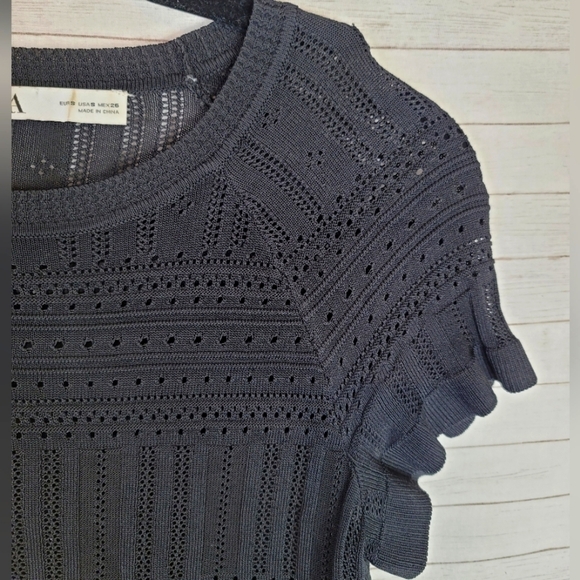 ZARA BLACK CROCHET KNIT FLUTTER SLEEVE BLOUSE, SZ SMALL - Picture 3 of 10